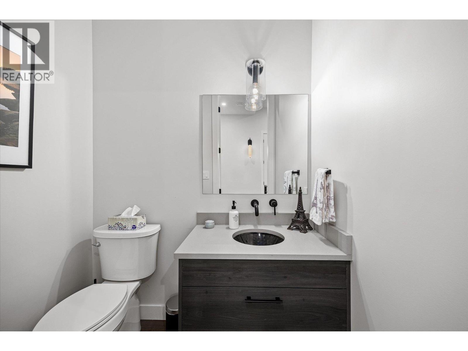 10058 Beacon Hill Drive. Lake Country, British Columbia