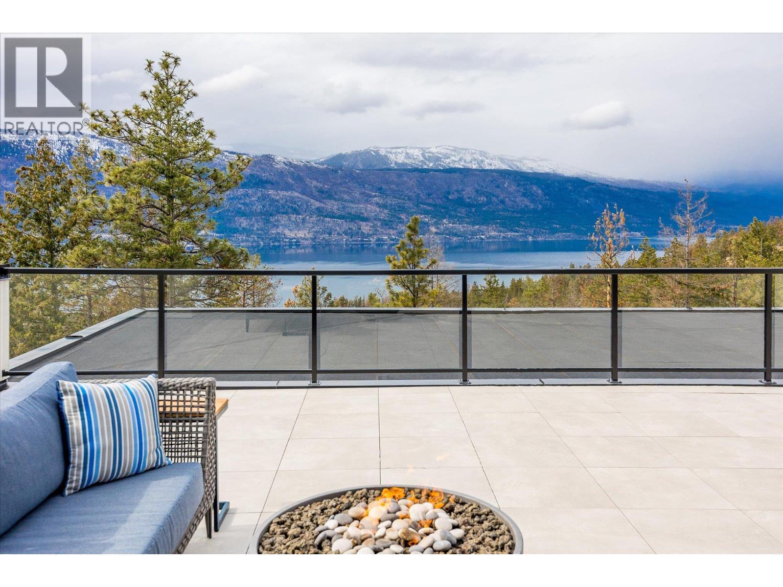 10058 Beacon Hill Drive. Lake Country, British Columbia