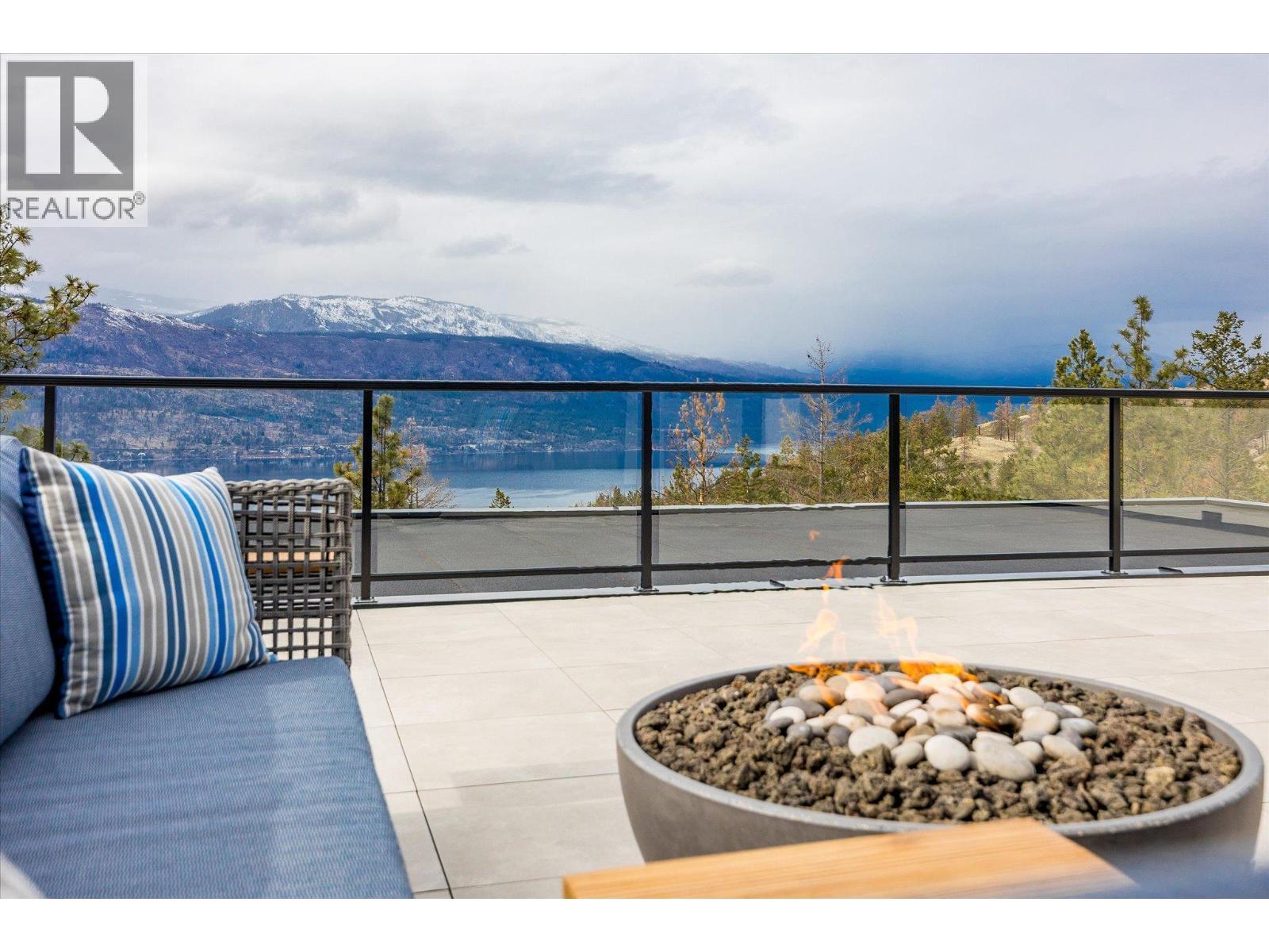 10058 Beacon Hill Drive. Lake Country, British Columbia