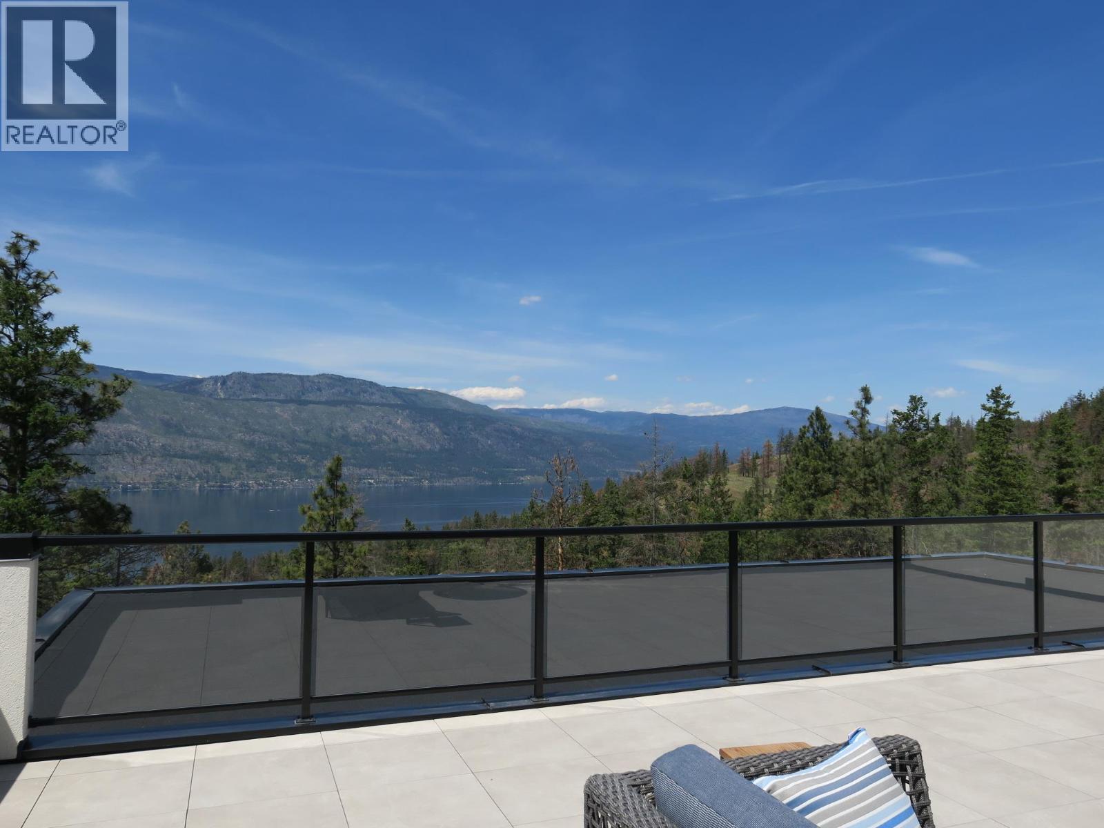 10058 Beacon Hill Drive. Lake Country, British Columbia