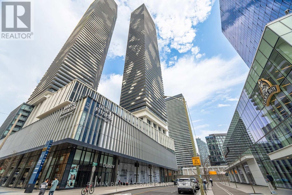 Ph103 - 138 Downes Street, Toronto (waterfront Communities)