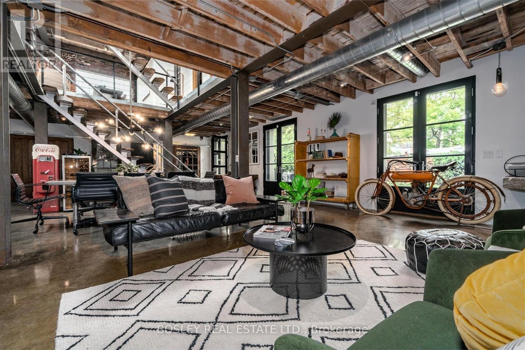 9 Peyton Lane, Toronto (south Riverdale)