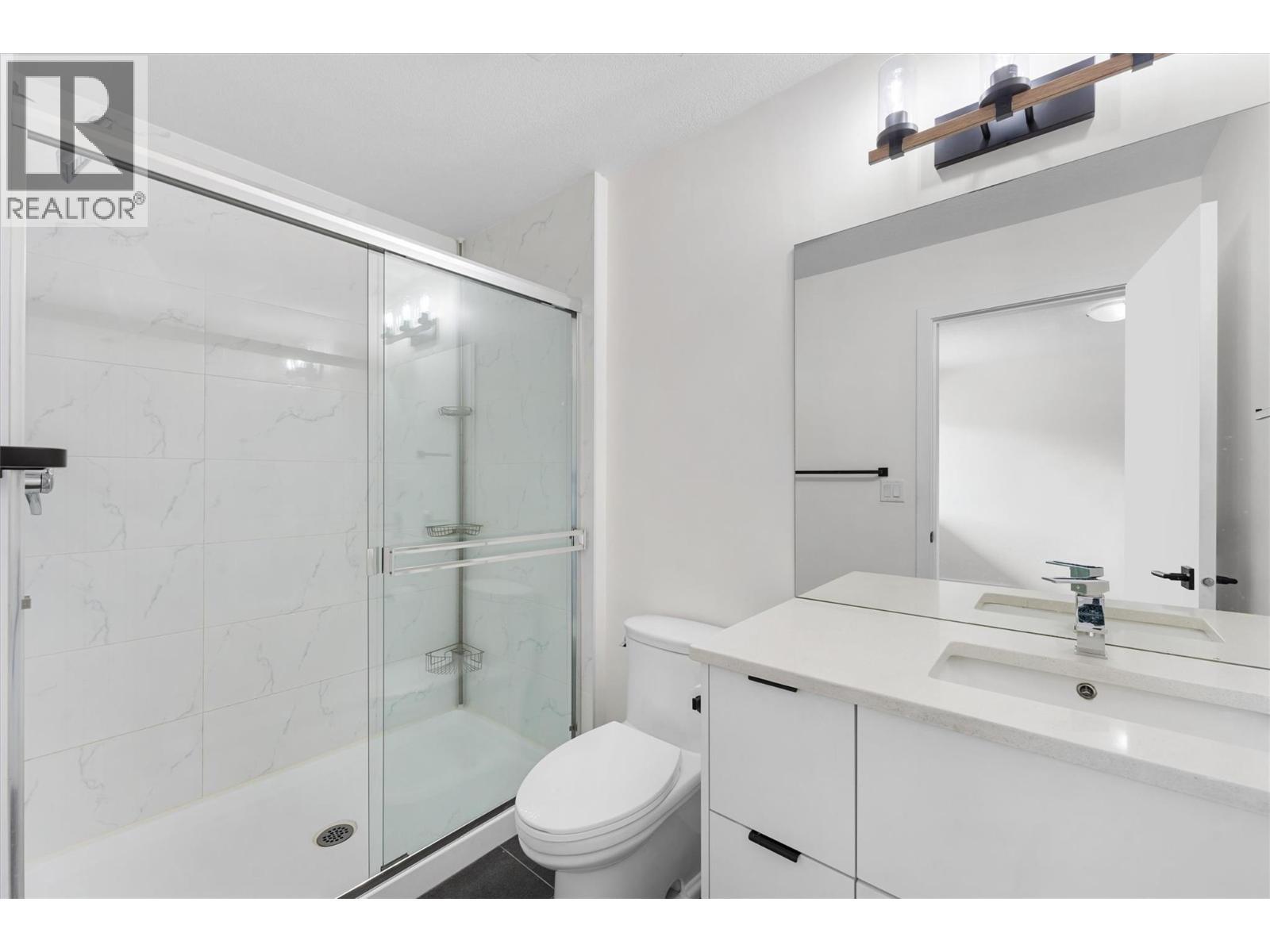 5400 Willow Drive Unit# 2. Vernon, British Columbia