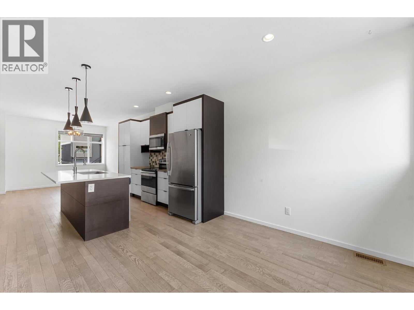5400 Willow Drive Unit# 2. Vernon, British Columbia