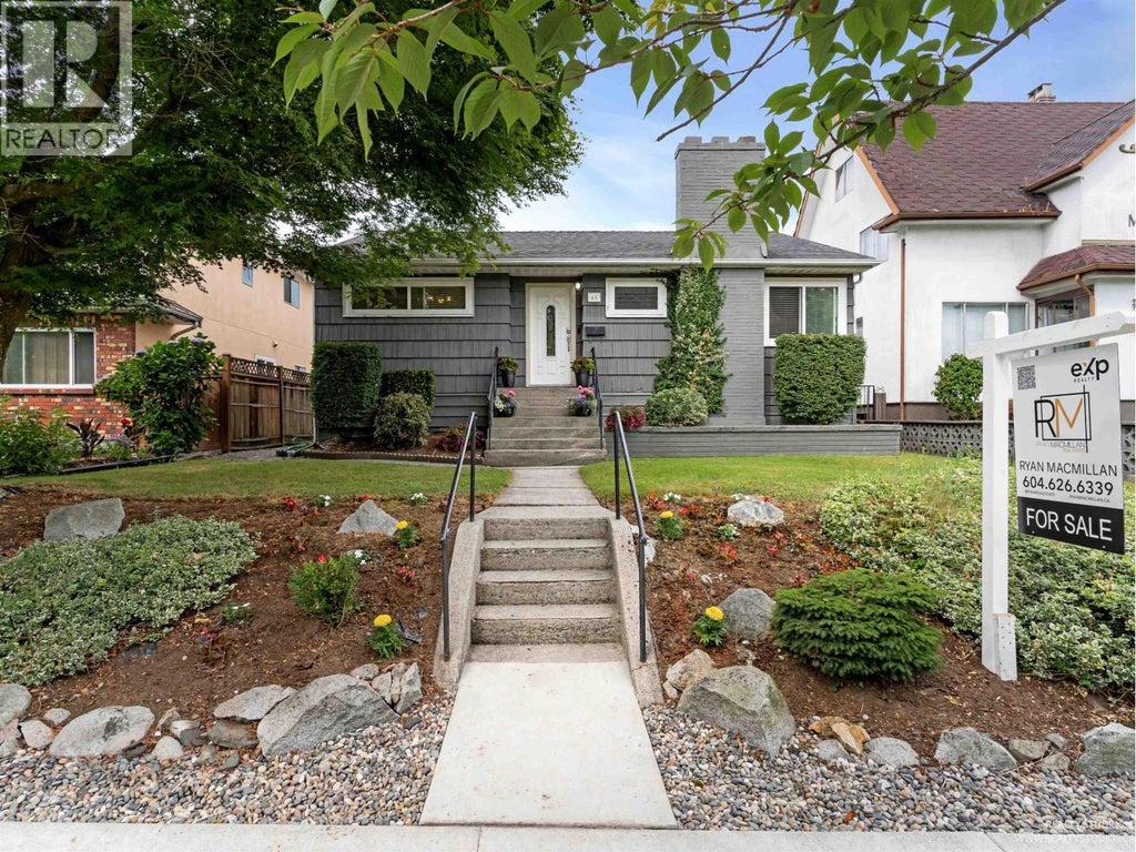 45 Renfrew Street, Vancouver