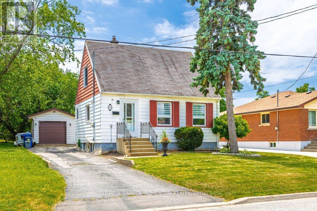 313 Highland Avenue, Fort Erie (central)