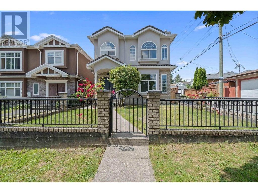 5323 Dumfries Street, Vancouver