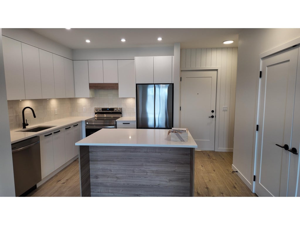 304 33920 Best Avenue, Mission