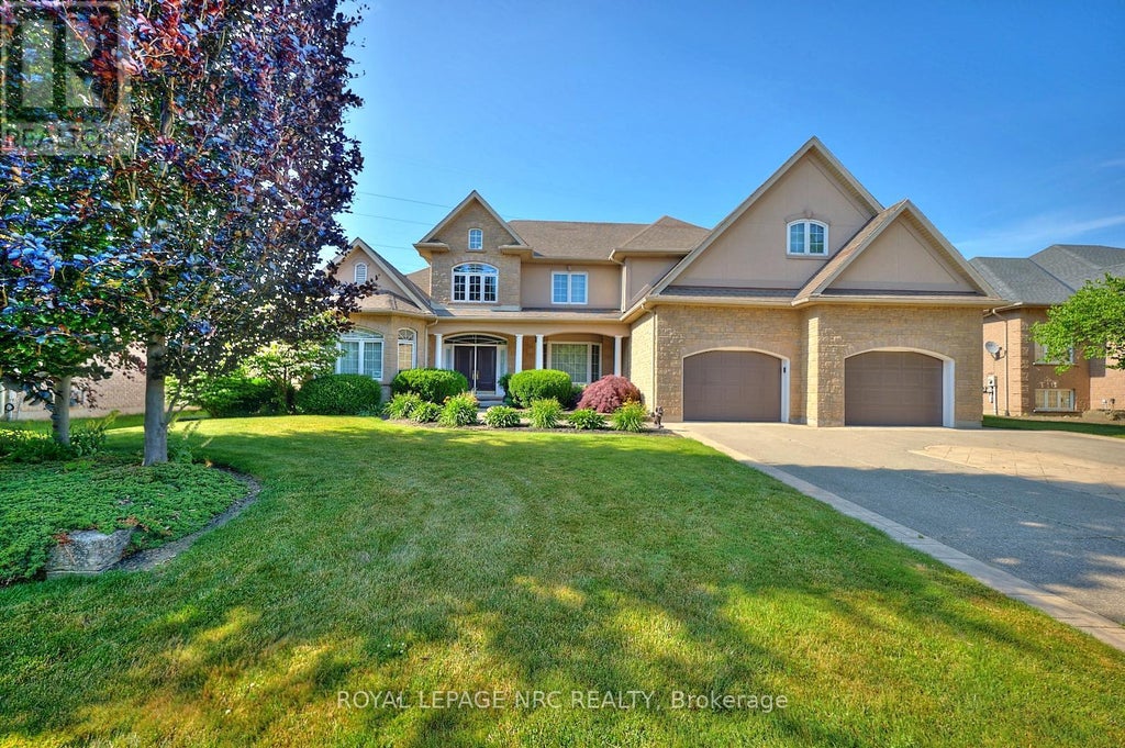 7995 Cathedral Drive, Niagara Falls (mt. Carmel)