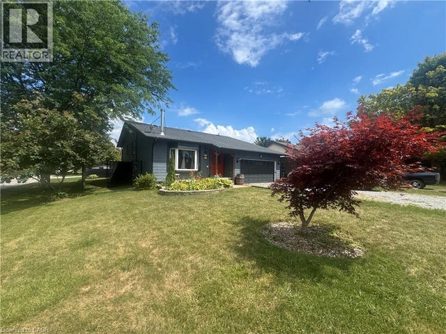 24 Woodhouse Avenue, Port Dover