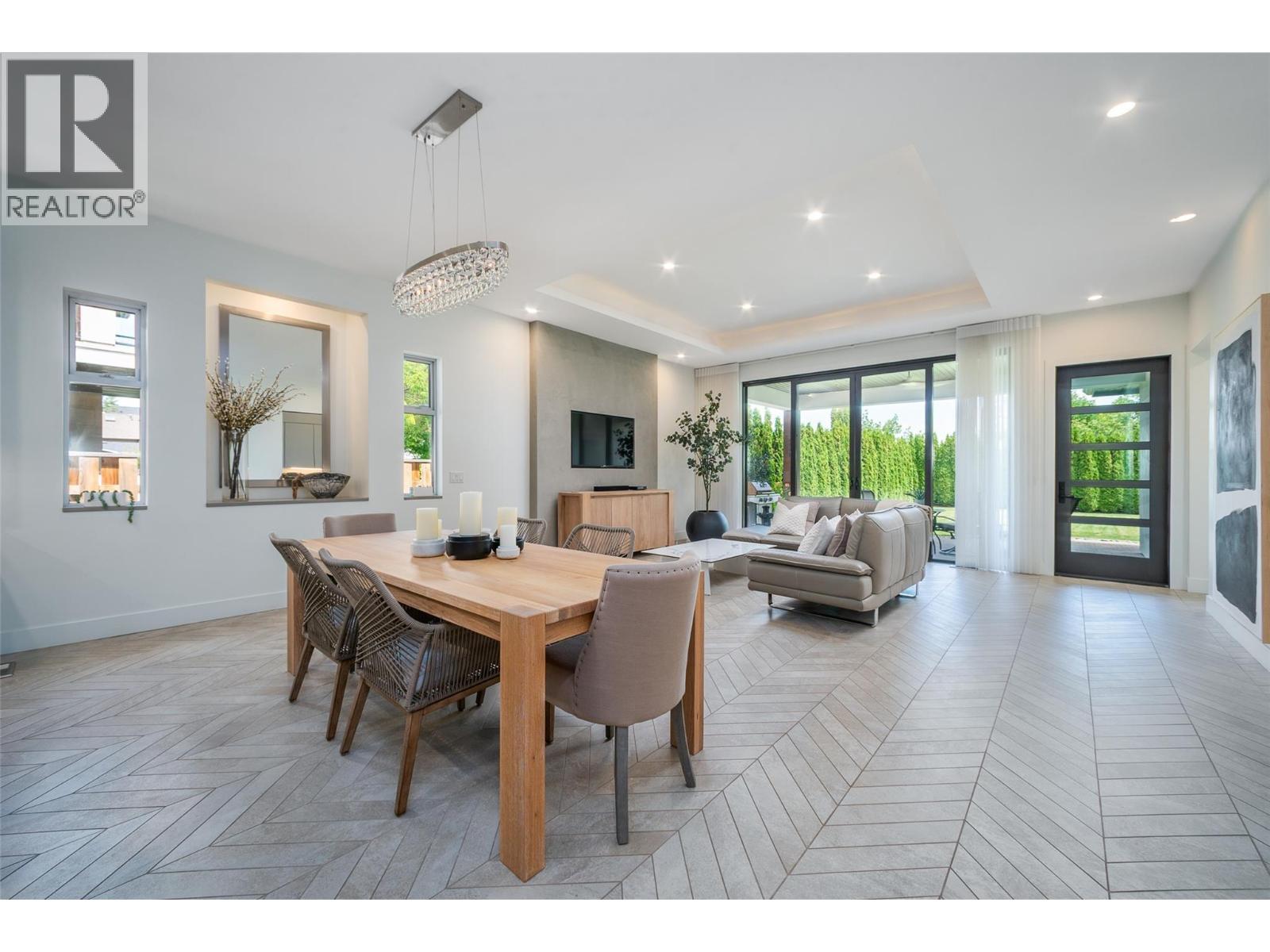 3567 Lakeshore Road. Kelowna, British Columbia