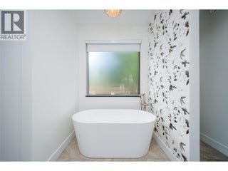 3567 Lakeshore Road. Kelowna, British Columbia