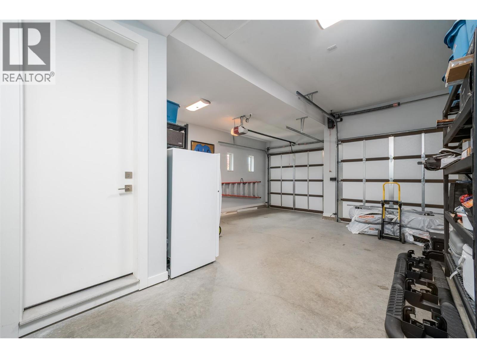 3567 Lakeshore Road. Kelowna, British Columbia