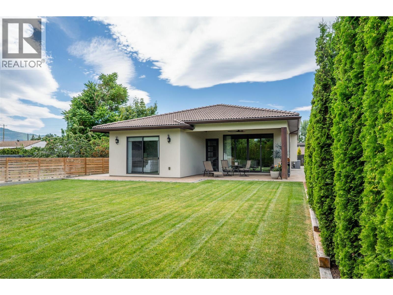 3567 Lakeshore Road. Kelowna, British Columbia