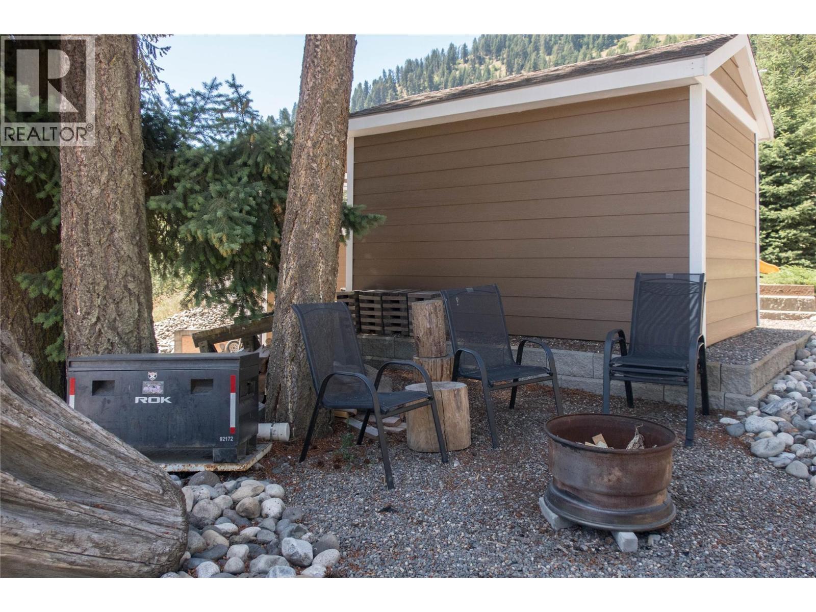 1859 Schunter Drive. Lumby, British Columbia