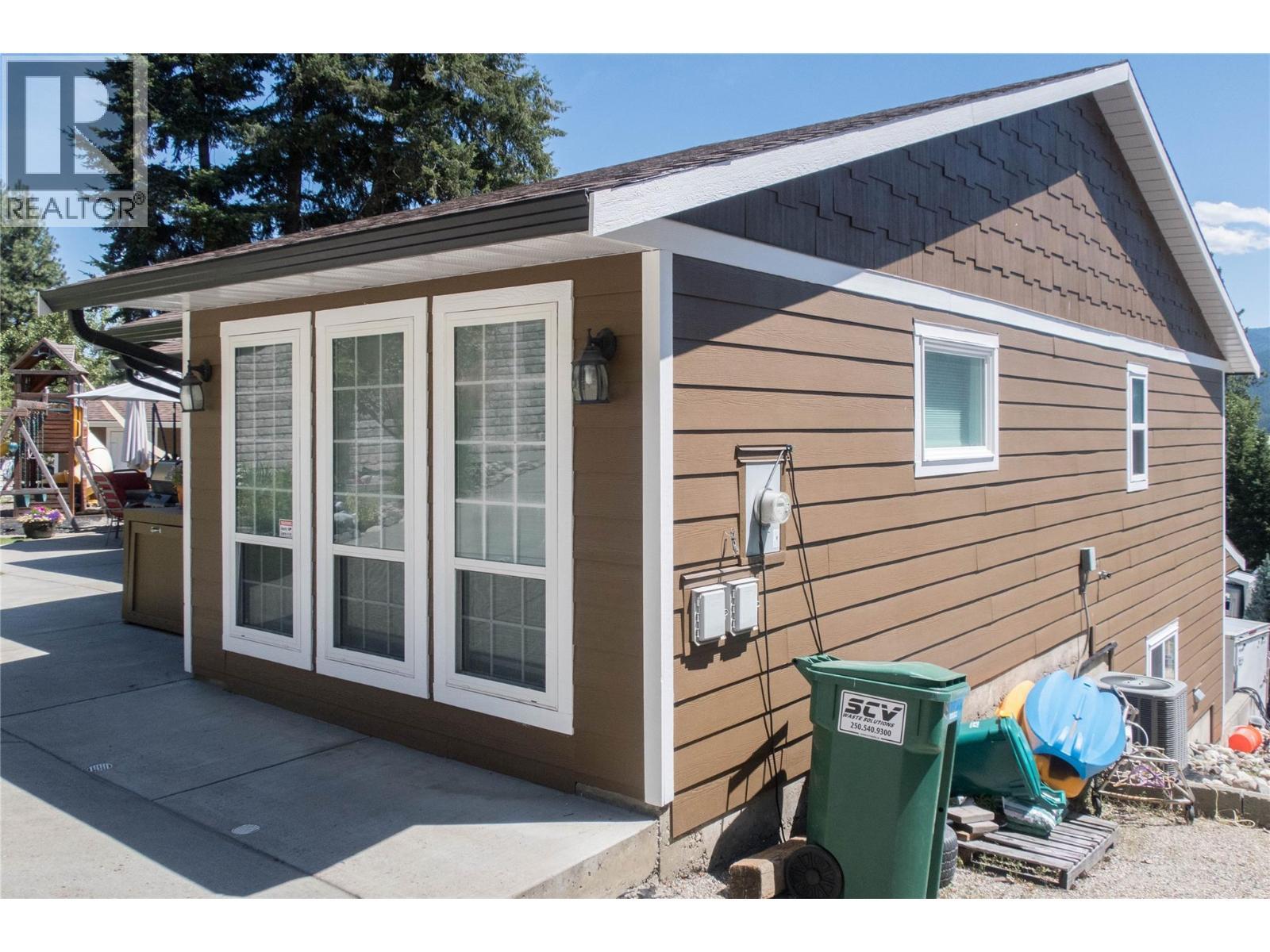 1859 Schunter Drive. Lumby, British Columbia