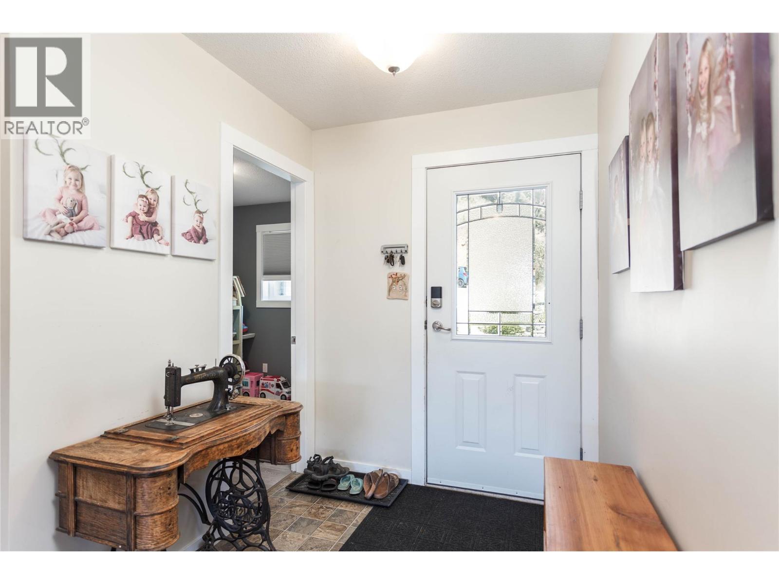 1859 Schunter Drive. Lumby, British Columbia