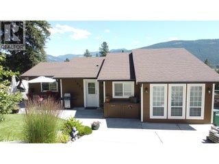 1859 Schunter Drive. Lumby, British Columbia