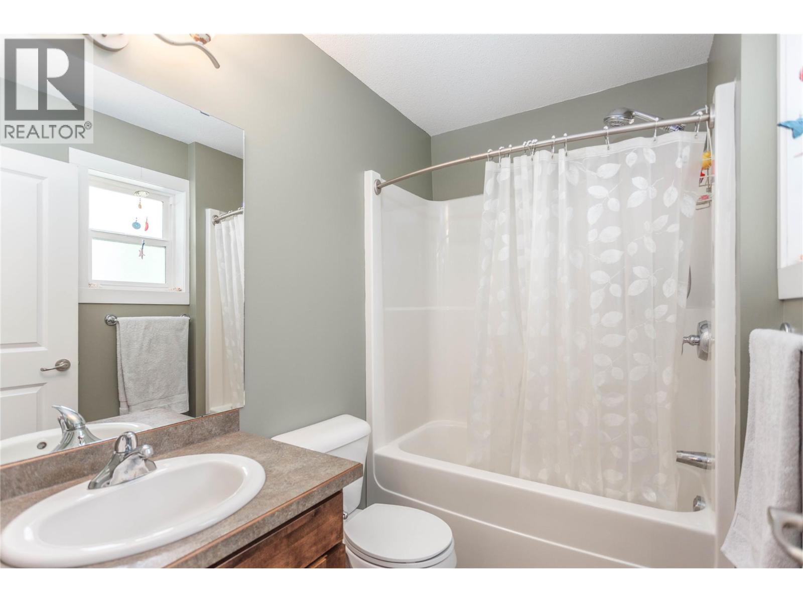 1859 Schunter Drive. Lumby, British Columbia