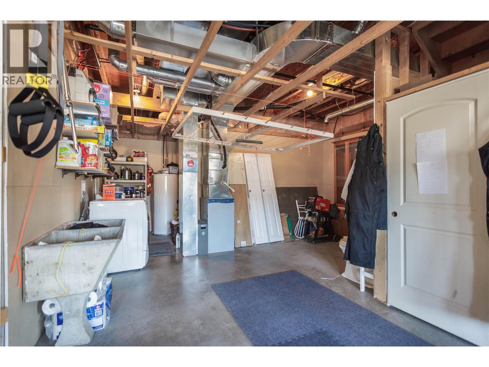 1859 Schunter Drive. Lumby, British Columbia