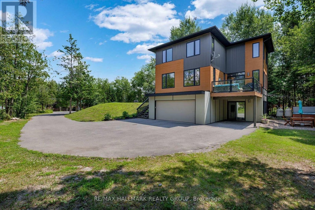3311 Barlow Crescent, Ottawa