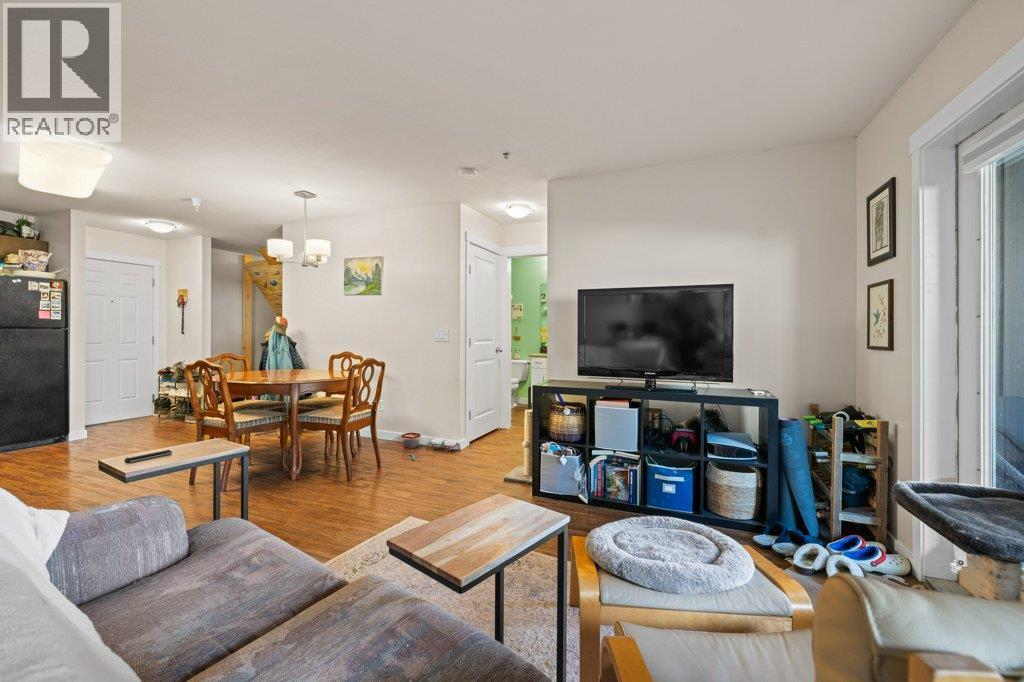 1479 Glenmore Road N Unit# 211. Kelowna, British Columbia