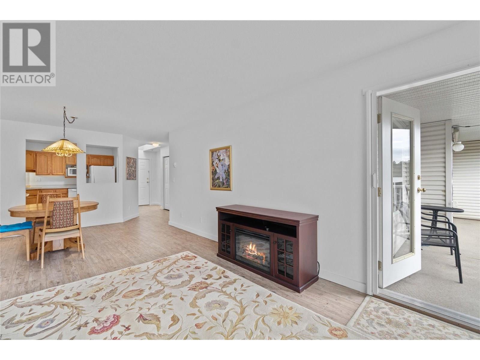 250 5 Street Se Unit# 313. Salmon Arm, British Columbia