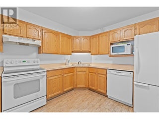 250 5 Street Se Unit# 313. Salmon Arm, British Columbia