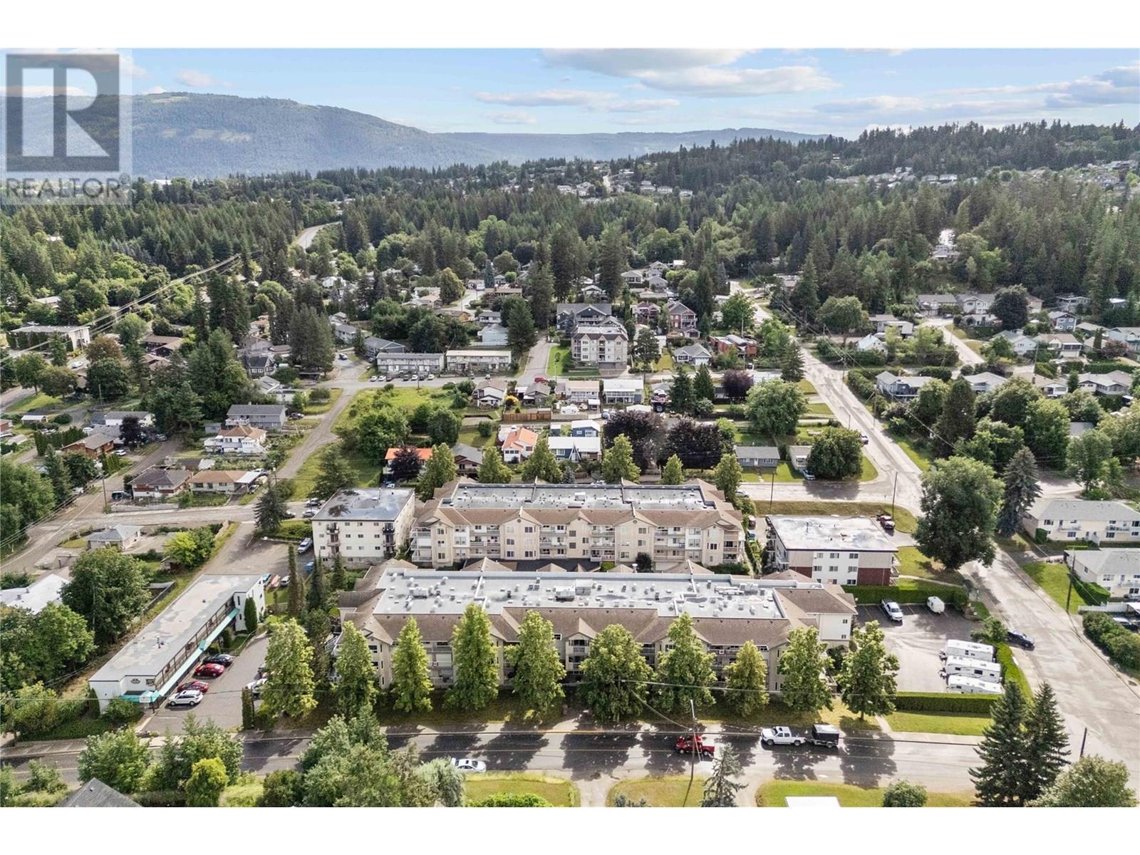 250 5 Street Se Unit# 313. Salmon Arm, British Columbia