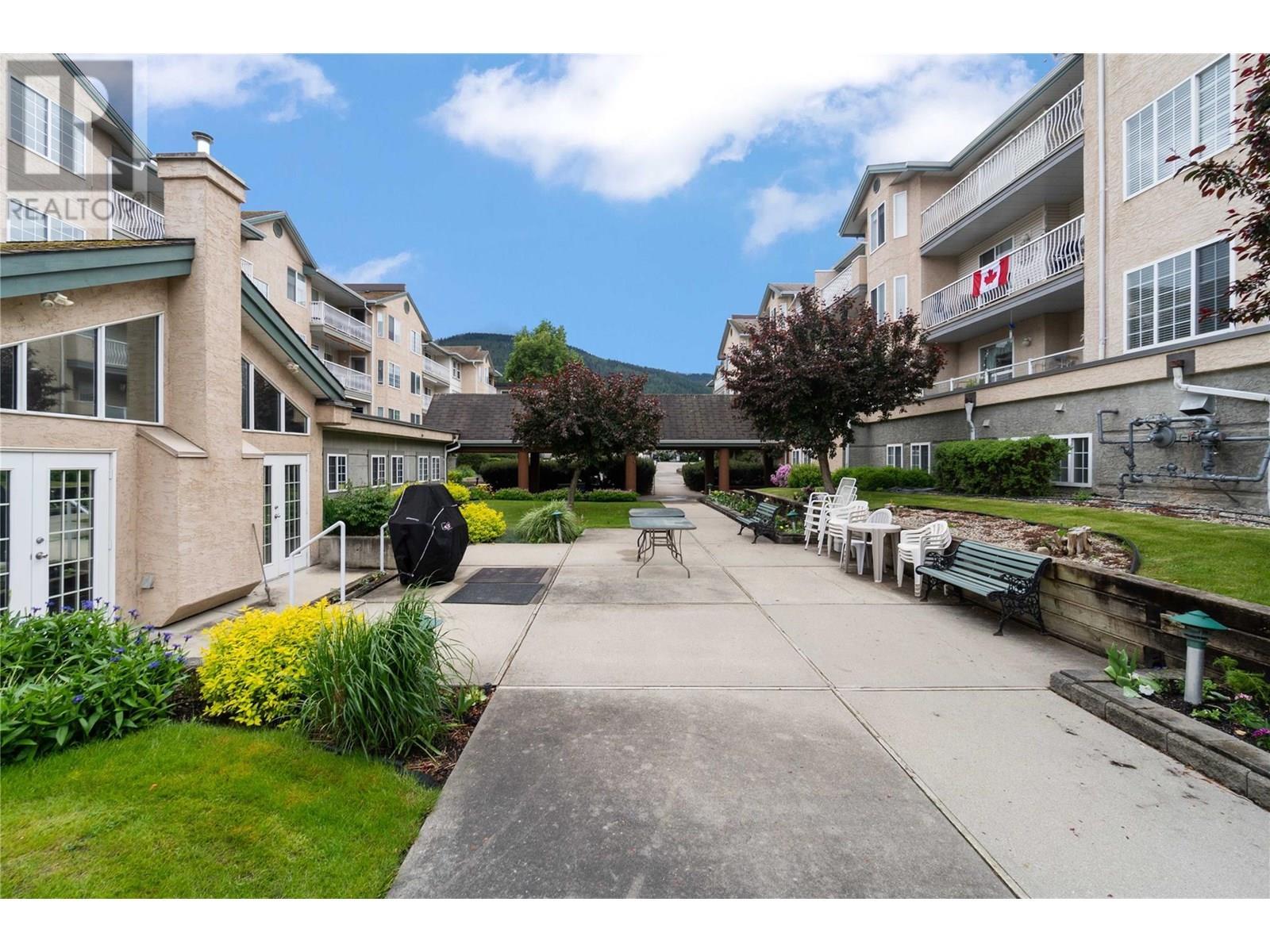 250 5 Street Se Unit# 313. Salmon Arm, British Columbia