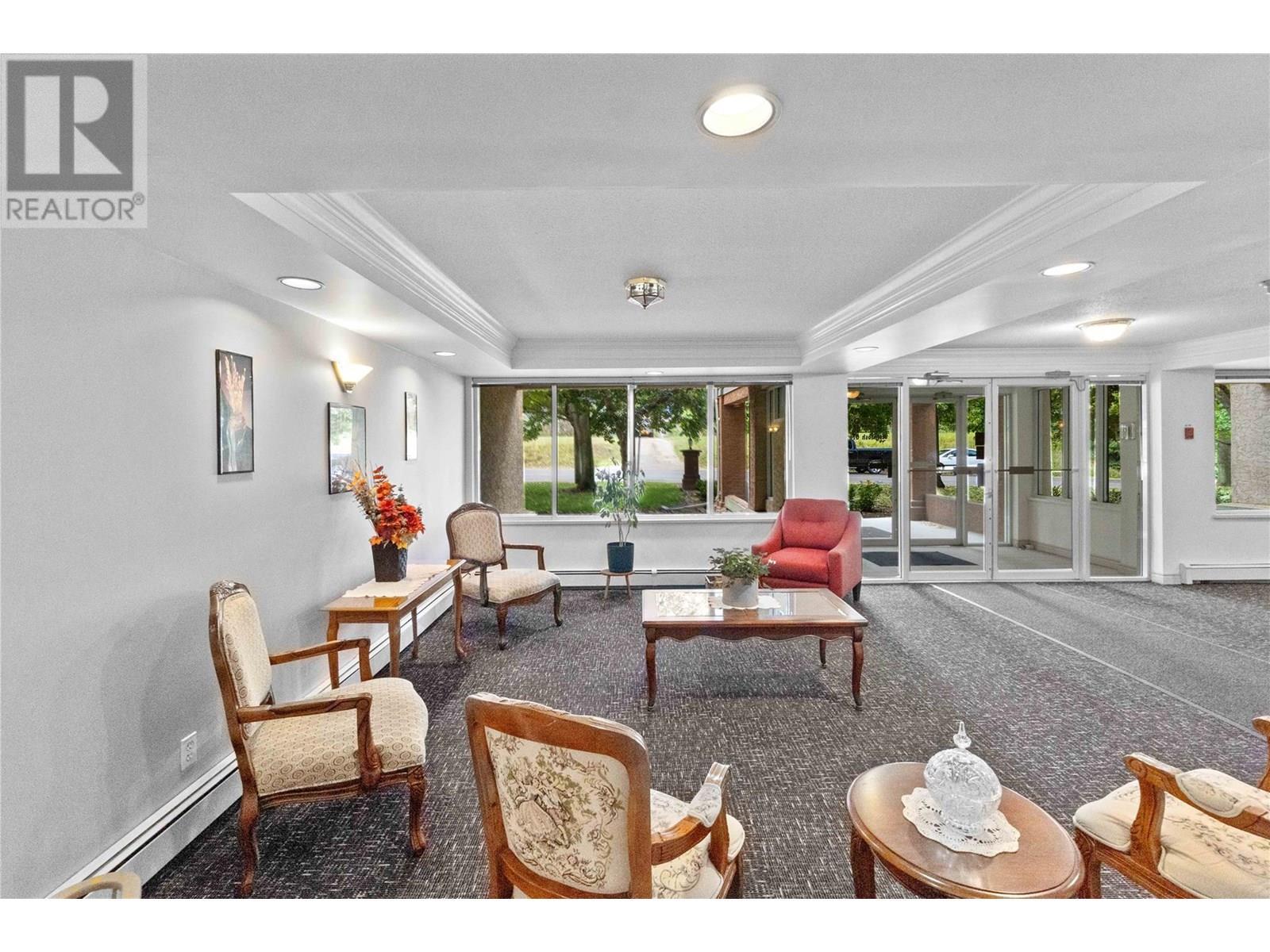 250 5 Street Se Unit# 313. Salmon Arm, British Columbia