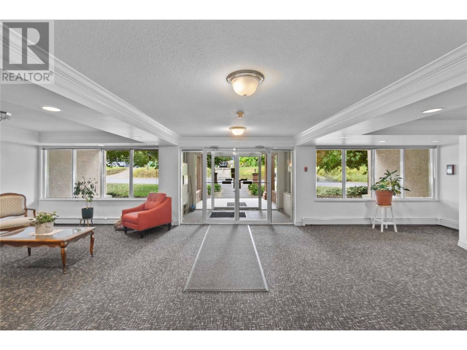 250 5 Street Se Unit# 313. Salmon Arm, British Columbia