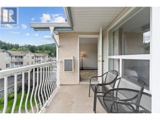 250 5 Street Se Unit# 313. Salmon Arm, British Columbia