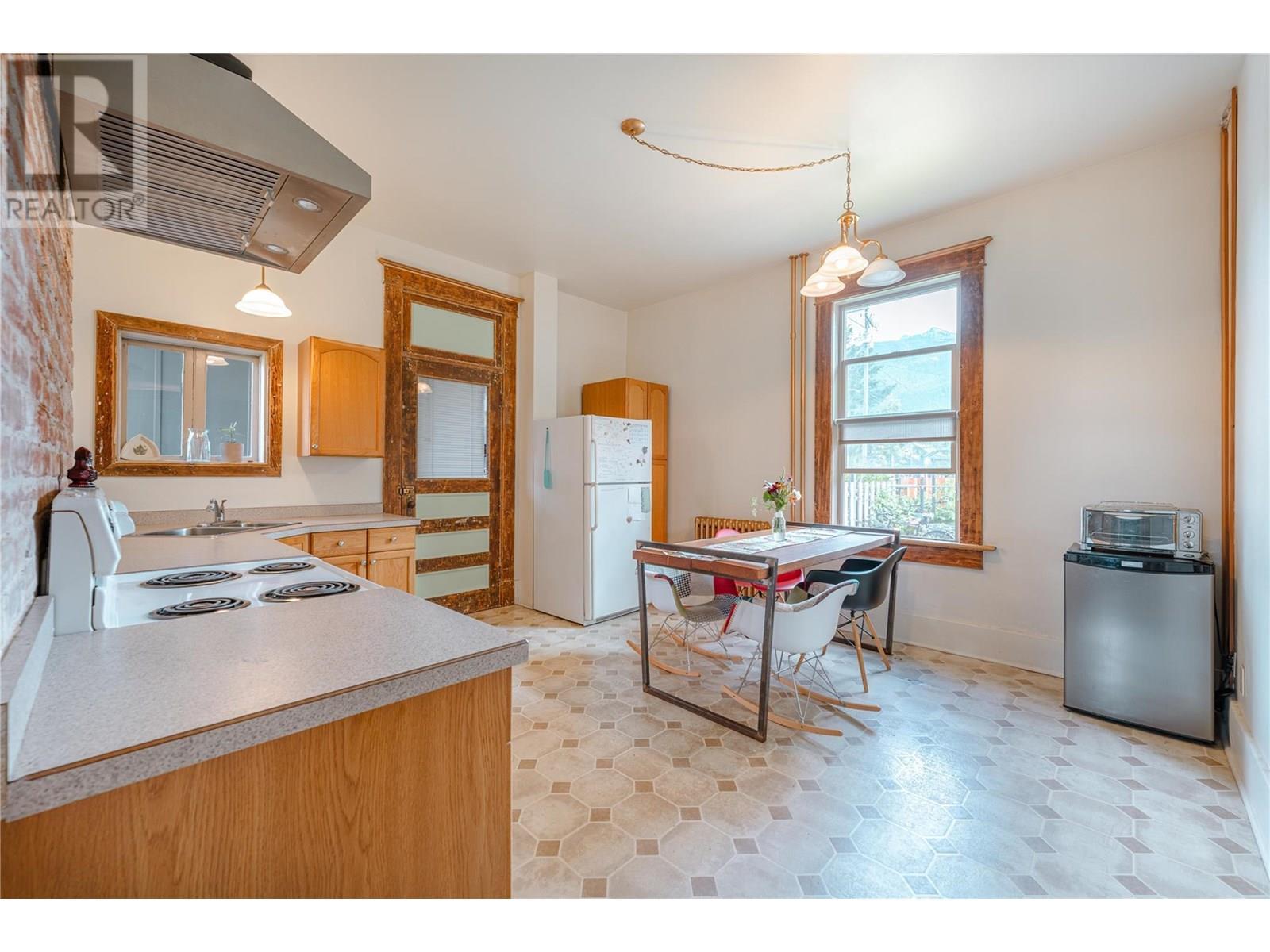 304 Second Street E. Revelstoke, British Columbia