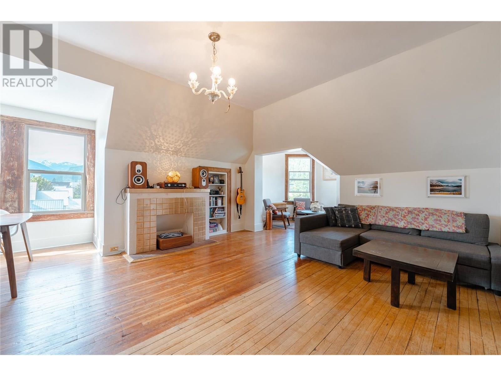 304 Second Street E. Revelstoke, British Columbia