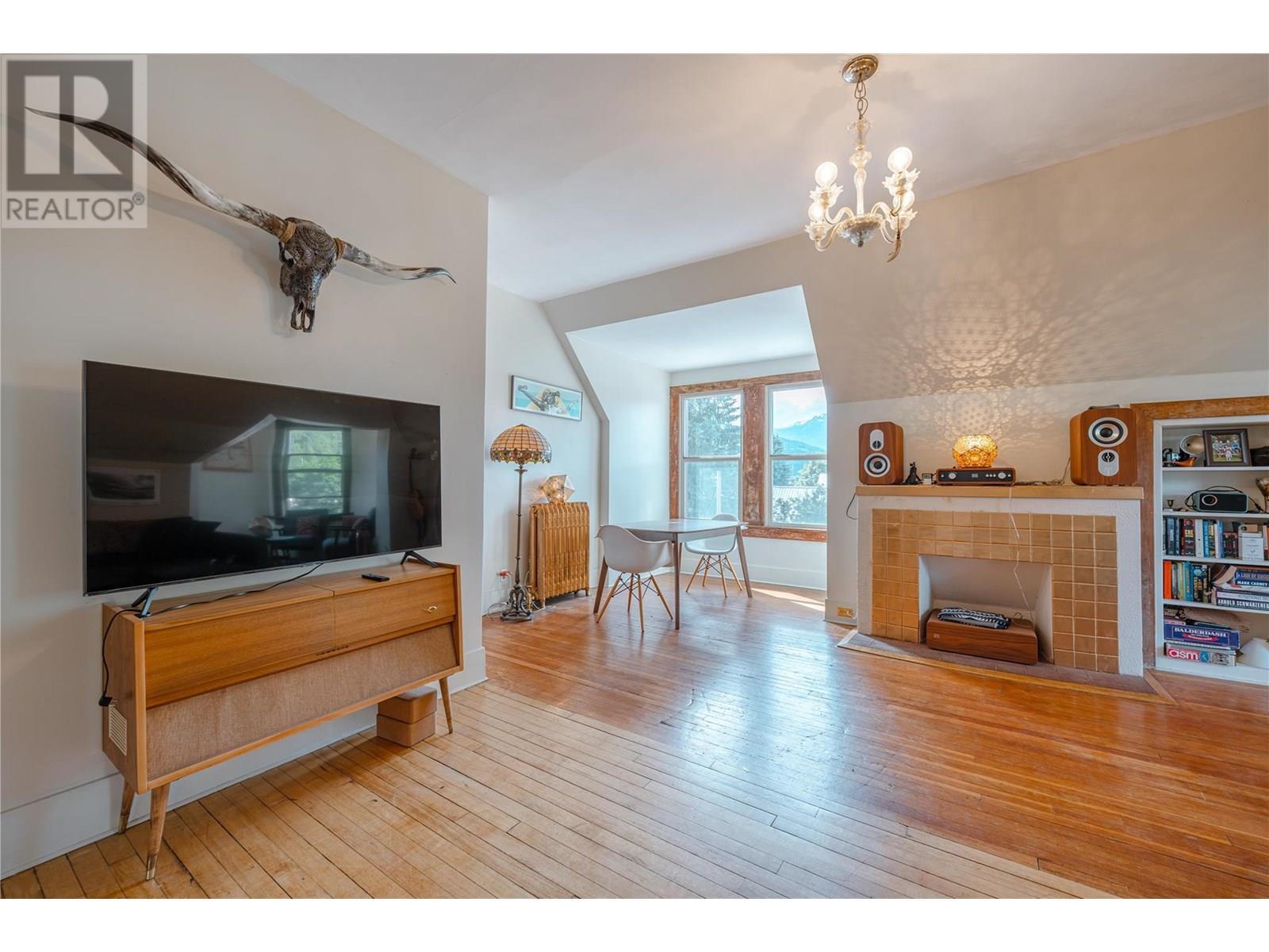 304 Second Street E. Revelstoke, British Columbia