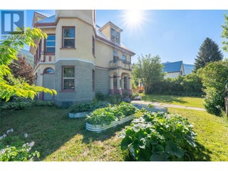 304 Second Street E. Revelstoke, British Columbia