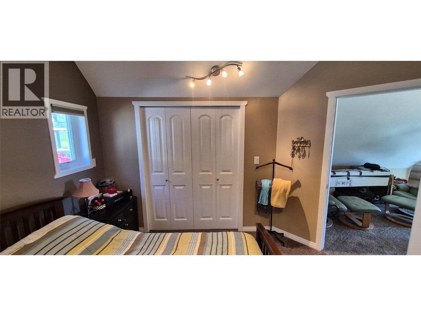 5211 Trans Canada Highway Unit# 6. Salmon Arm, British Columbia