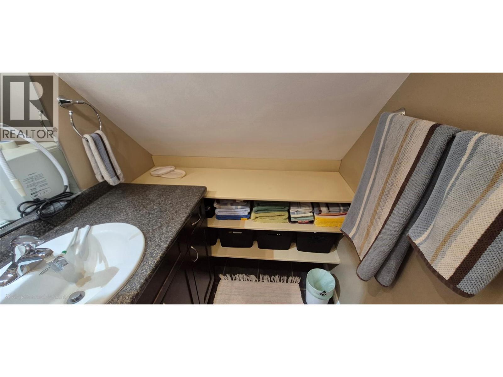 5211 Trans Canada Highway Unit# 6. Salmon Arm, British Columbia