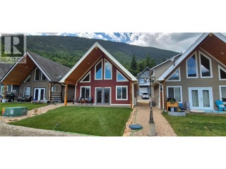 5211 Trans Canada Highway Unit# 6. Salmon Arm, British Columbia