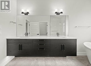 1221 Lone Pine Drive. Kelowna, British Columbia