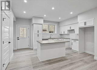 1221 Lone Pine Drive. Kelowna, British Columbia