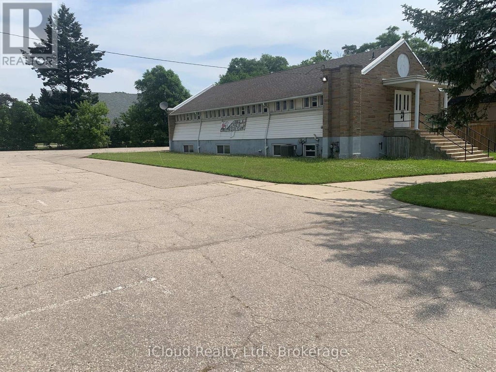 1649 Crediton Parkway, Mississauga (mineola)