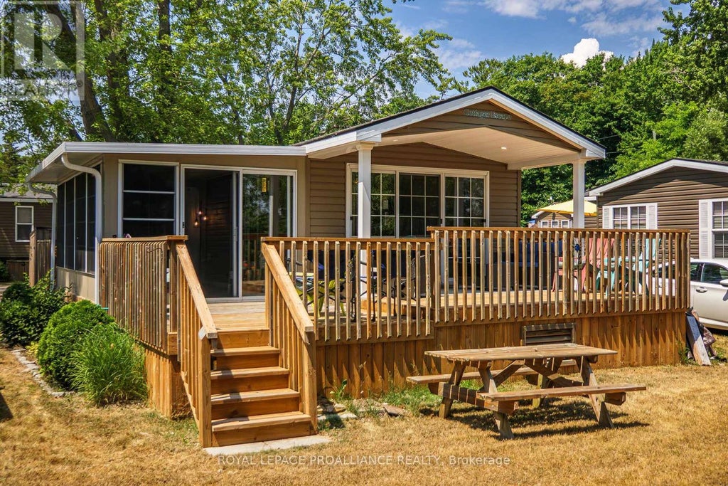 486 Cty Road 18 - 20 Dragonfly Lane, Prince Edward County (athol Ward)