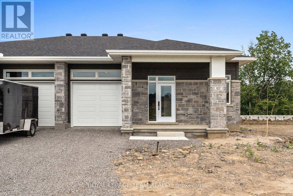 1039 Moore Street, Brockville