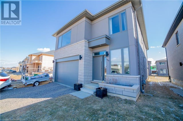 400 Klein Circle, Ancaster