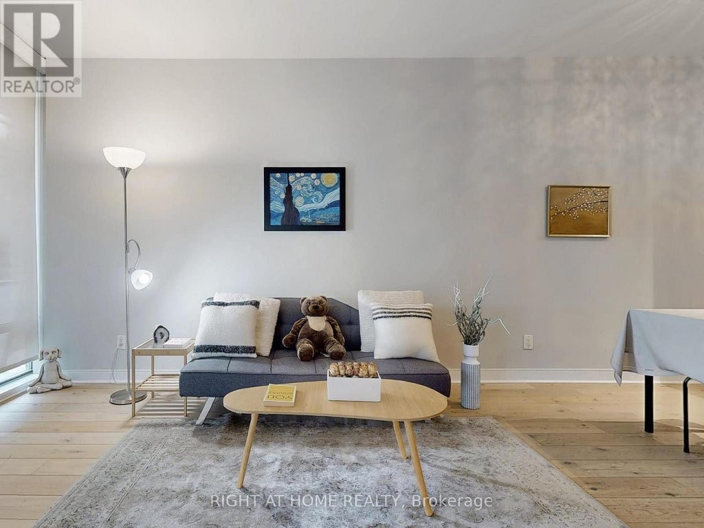 207 - 21 Scollard Street, Toronto (annex)