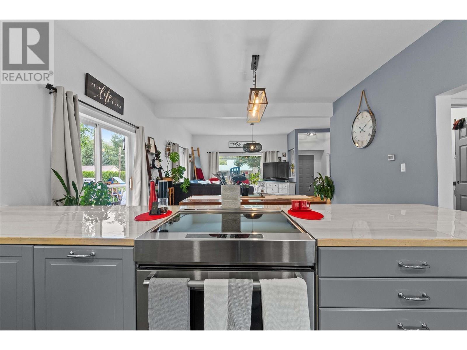 1207 George Street. Enderby, British Columbia