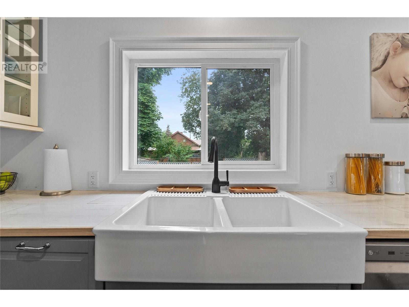 1207 George Street. Enderby, British Columbia