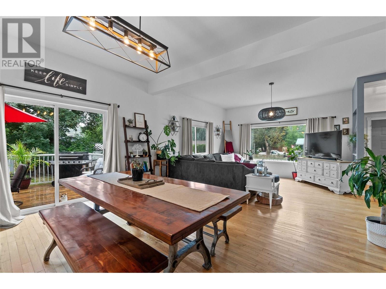 1207 George Street. Enderby, British Columbia